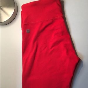 Fabletics Solar Crop